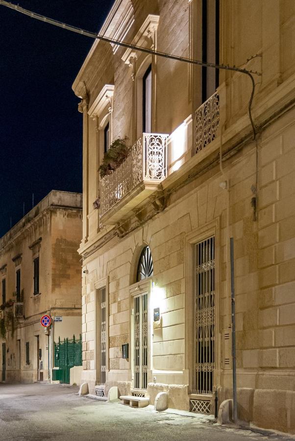 Il Garbino Suite And Apartment Lecce Exterior photo